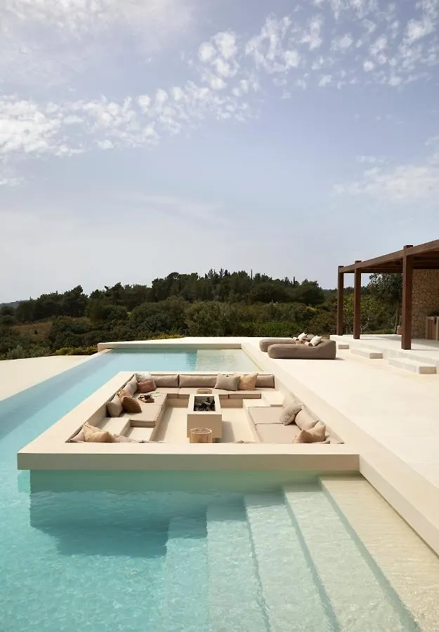 Sui Generis Villa Pesádha